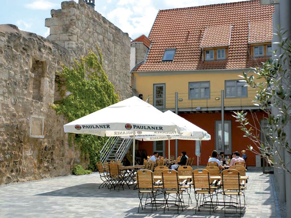 Muehlhaeuser Hof Und Stadtmauer Mühlhausen Esterno foto